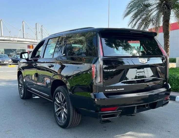 Book Cadillac Escalade 25 Model