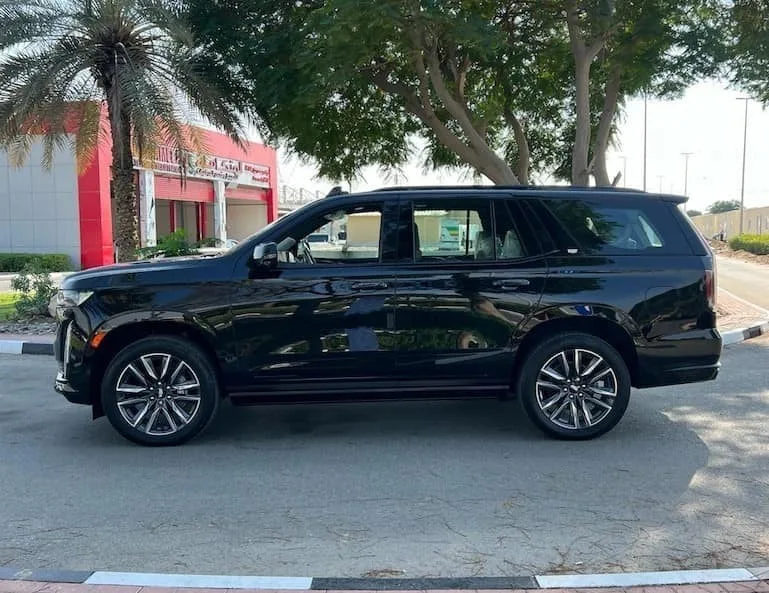 Book Cadillac Escalade 25 Model