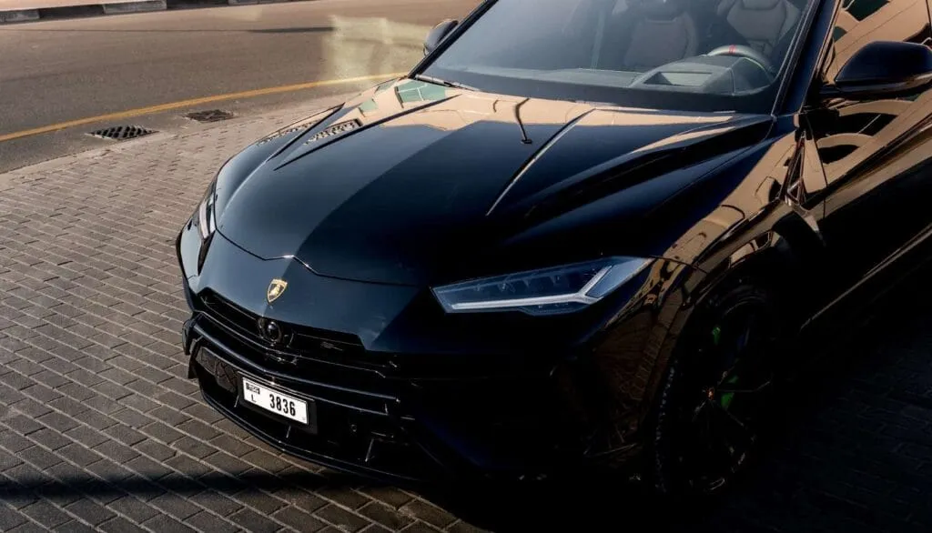 Book Your Lamborghini Urus Chauffeur Today