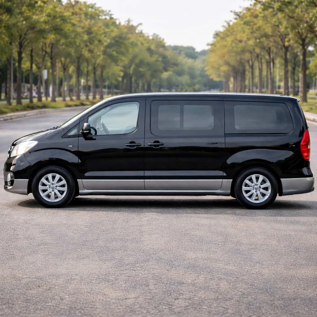 Hyundai H1 rear view family van tail design Riyadh
